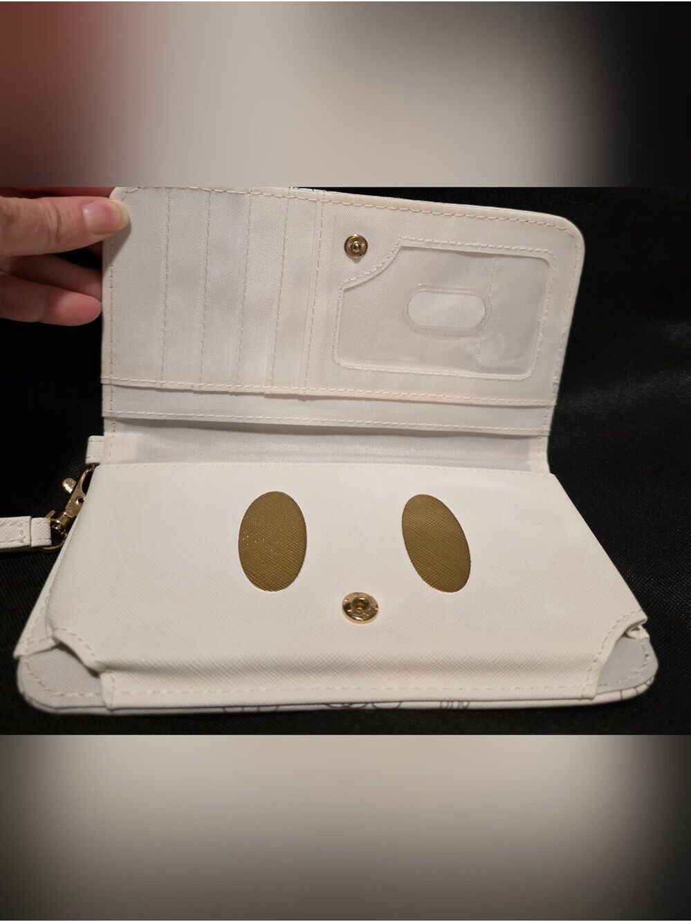 Disney Mickey Mouse White Zip Around Wristlet Wallet NWOT - Picture 3 of 5